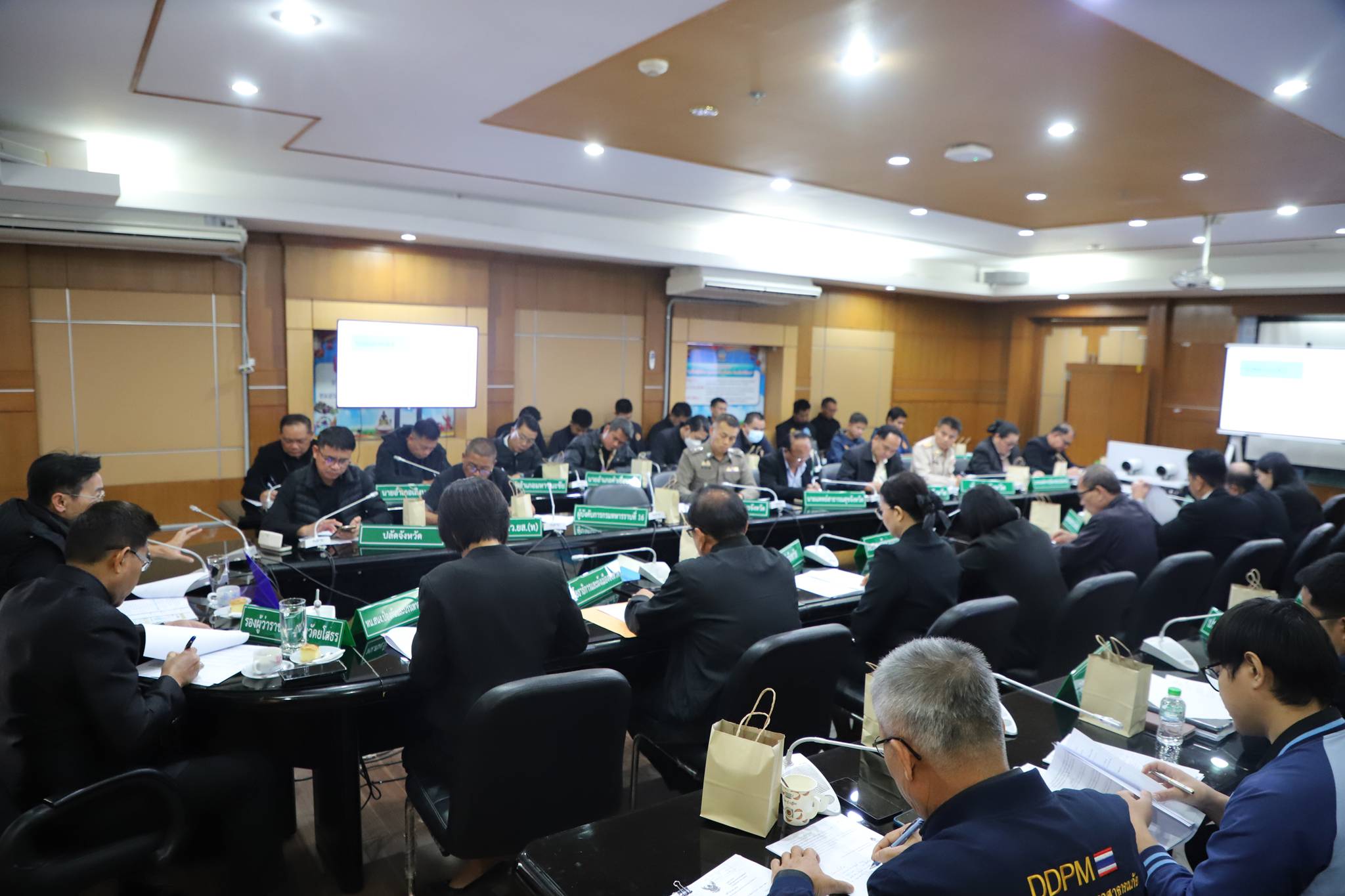 title - ส.ป.ก.ยโสธร เข้าร่วมประชุมป้องกันและแก้ไขปัญหาไฟป่า หมอกควัน และฝุ่นละอองขนาดเล็ก (PM2.5) และติดตามสถานการณ์ ภัยแล้ง ครั้งที่ 1/2569